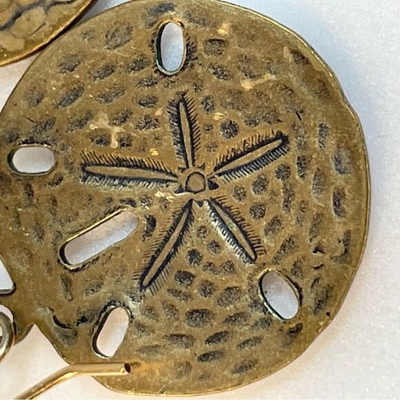 Sand dollar earrings with 14/20 Gold filled mark on war wires - Picture 5 of 8